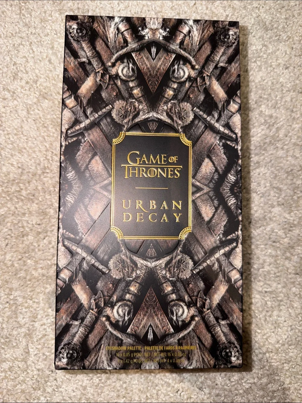 Urban Decay Game of Thrones Eyeshadow Palette - BRANDE NEW